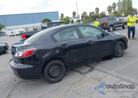 2013 Mazda Mazda3 I Sport из США, поврежденный, VIN JM1BL1UP2D1847826